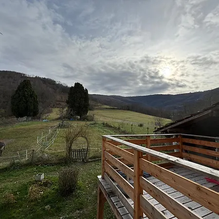 Les D'agath'anes 컨트리하우스 *